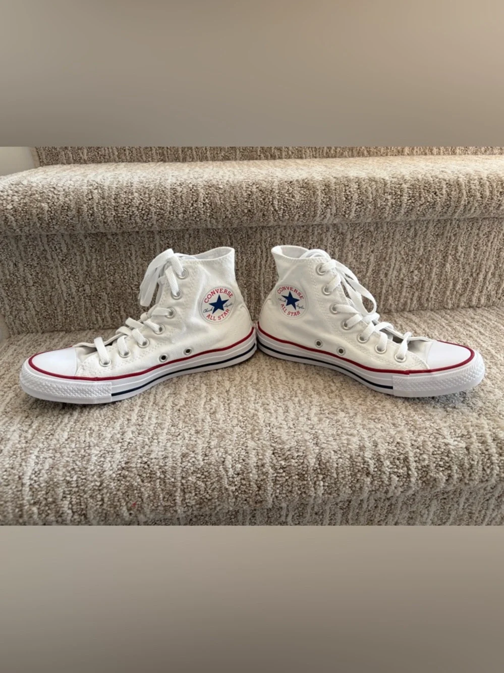 Women’s Converse Chuck Taylor All Star High Top. White. Size 6.5. - Picture 2 of 9